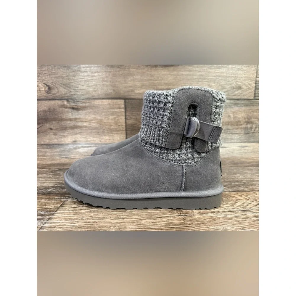 NWOB UGG Classic Solene Mini Flat Ankle Bootie Charcoal‎ Gray Knit & Suede SZ 11